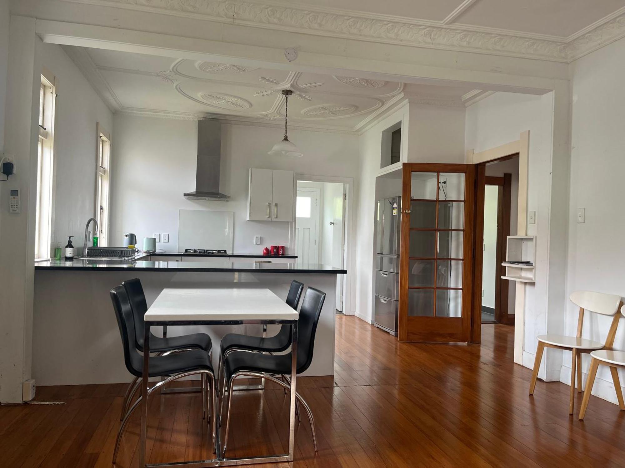 Spacious Retreat Near Ferry & Mall เวลลิงตัน ภายนอก รูปภาพ